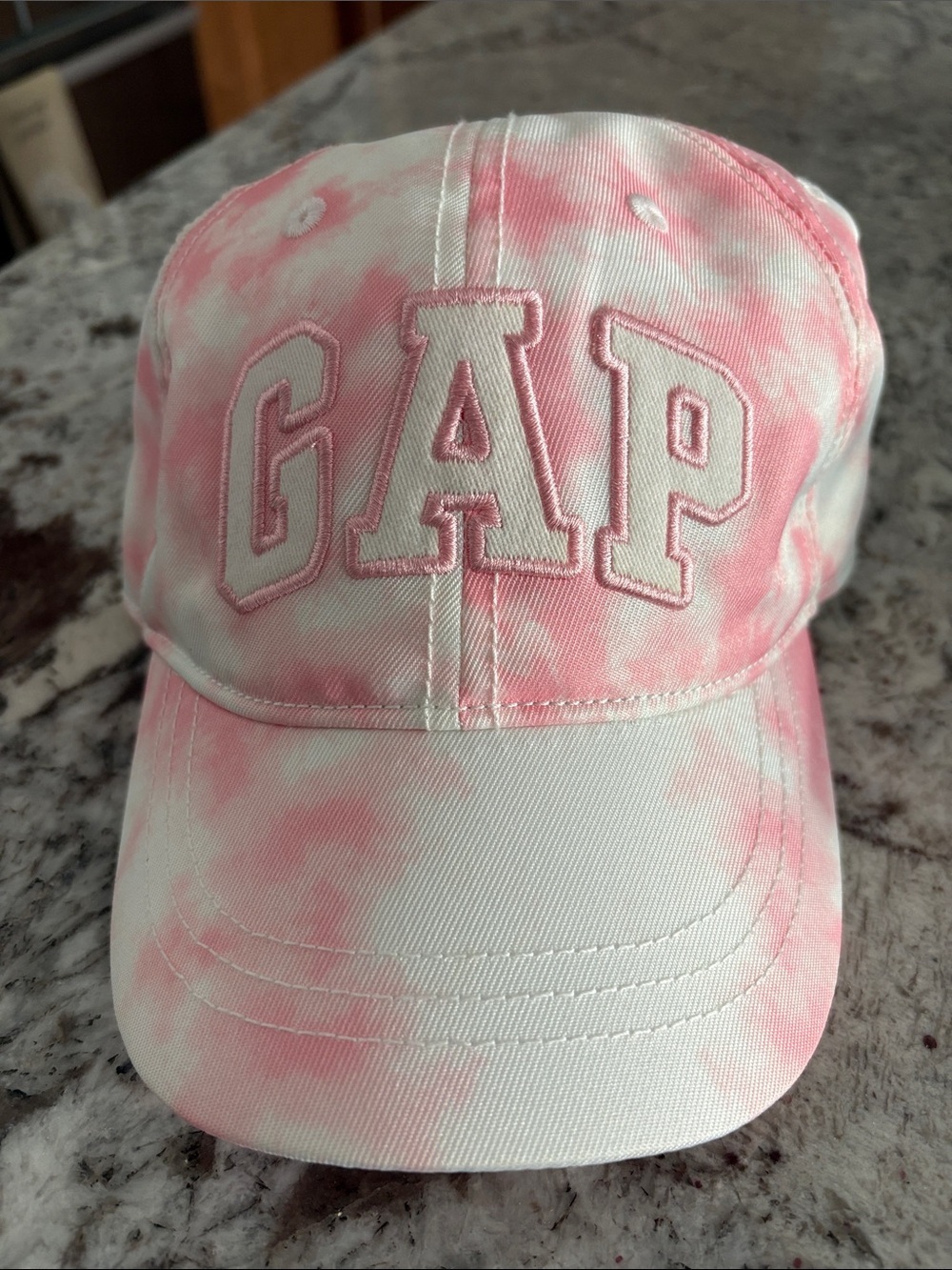 GAP KIDS, TIE-DYE CAP, HAT, BALL HAT, PINK AND WHITE TIE-DYE NEW Sz sm/med kids